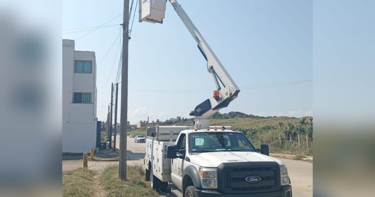 “Usted sí vino a trabajar”: Agradecen al alcalde atención inmediata de alumbrado público