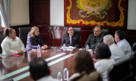 Astrolabio Político