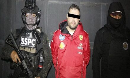 Astrolabio Político