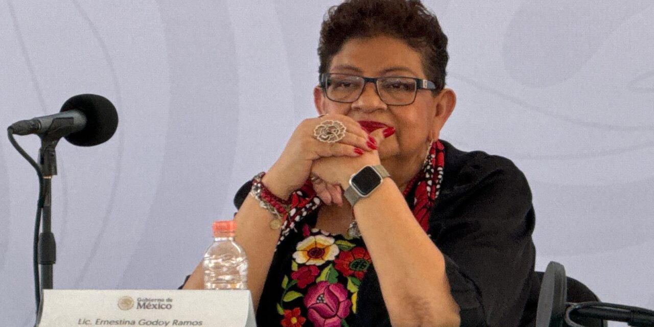 Zarandean la FGR: Godoy barre delegaciones… y Veracruz entra en la mira