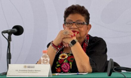 Zarandean la FGR: Godoy barre delegaciones… y Veracruz entra en la mira