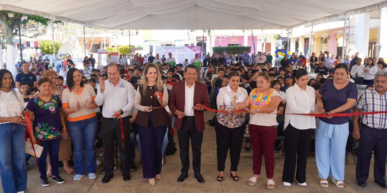 Más de 800 vacantes impulsan el desarrollo laboral en Cuitláhuac: STPSP