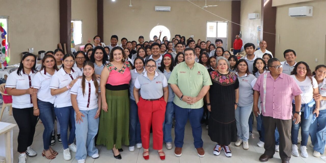 Futuros docentes se capacitan en planeación educativa de la Nueva Escuela Mexicana