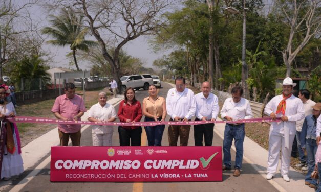 Rocío Nahle responde a demanda histórica y rehabilita carreteras en la Mixtequilla y Tlalixcoyan