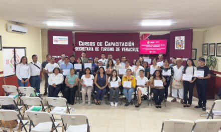 Rumbo a Cumbre Tajín, refuerza SECTUR capacitación en Papantla