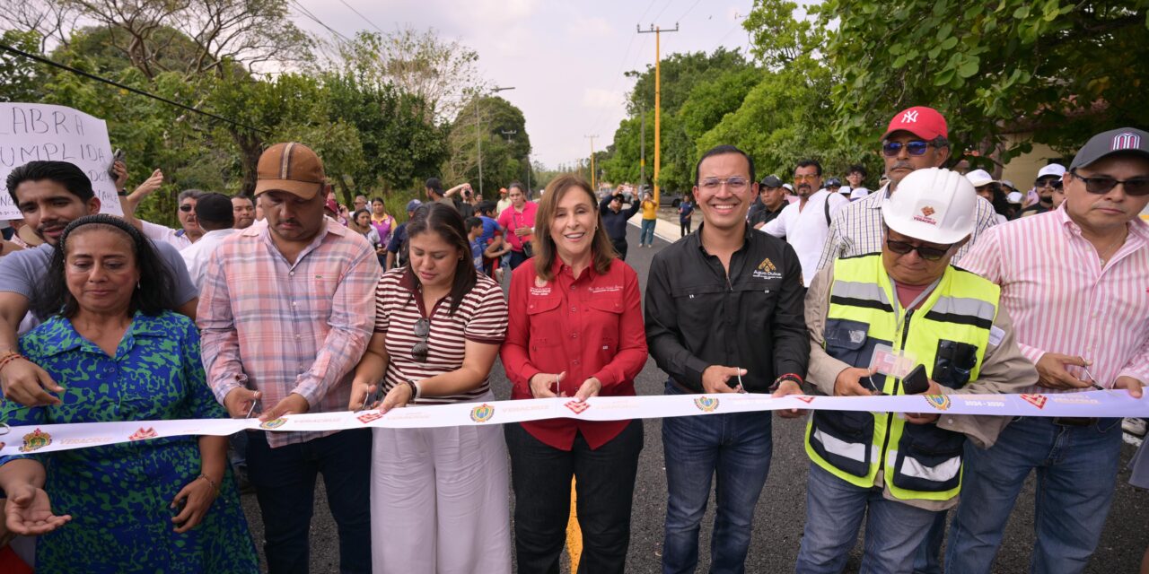 Rocío Nahle reivindica al sur con la entrega de 14 km del camino Las Choapas–El Paralelo