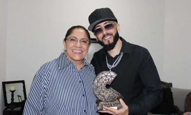 Sinfónico y explosivo: Yandel arrasa en la Expo Feria Coatza 2026