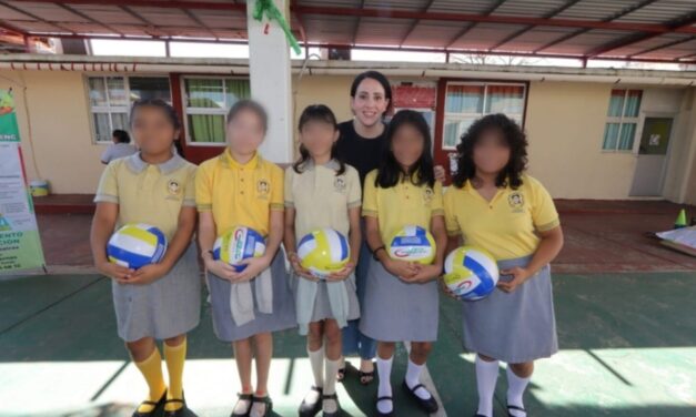 DIF Coatzacoalcos impulsa hábitos saludables en primaria Margarita Maza de Juárez por el Día Mundial contra la Obesidad