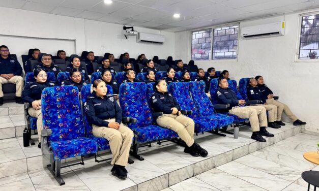 Capacitan a Policía Municipal en materia de atención a personas con discapacidad