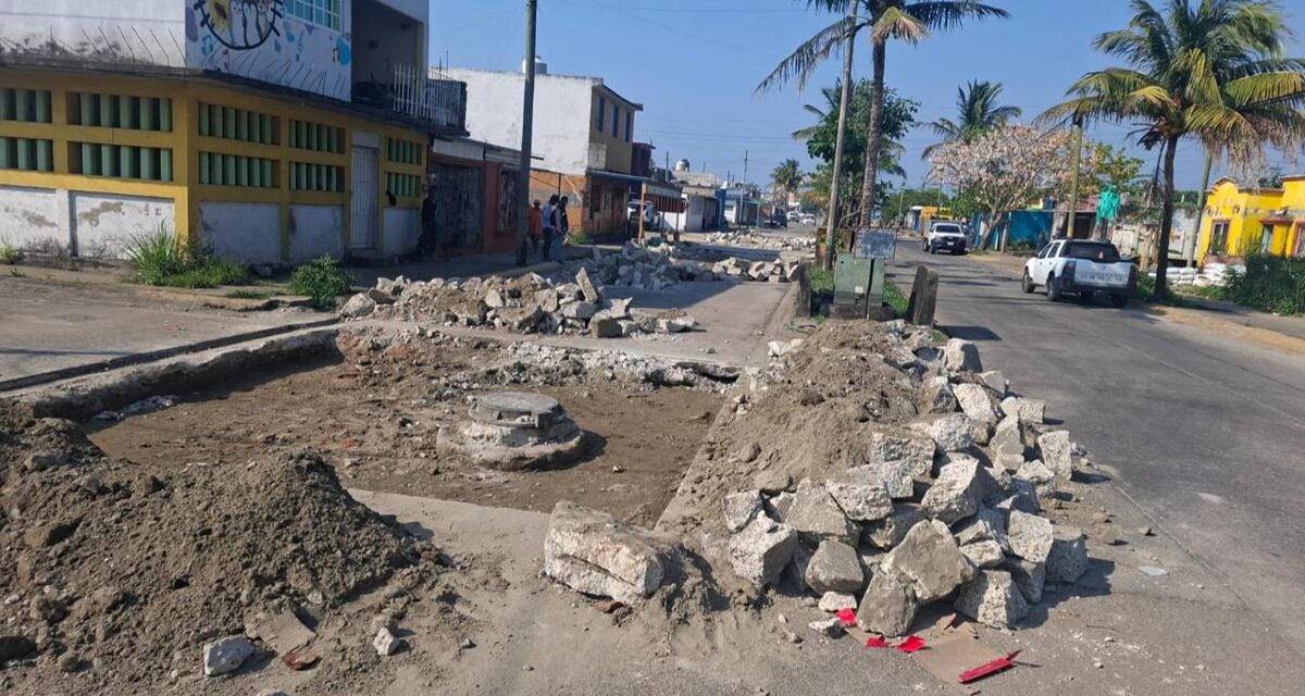 Impulsa Pedro Miguel Rosaldo saneamiento y acciones para mejorar el abasto de agua en la zona poniente de Coatzacoalcos