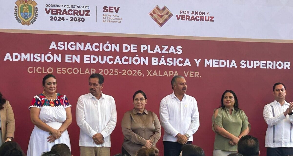 Entrega SEV más de 400 plazas federales y estatales, destaca Claudia Tello transparencia en asignación