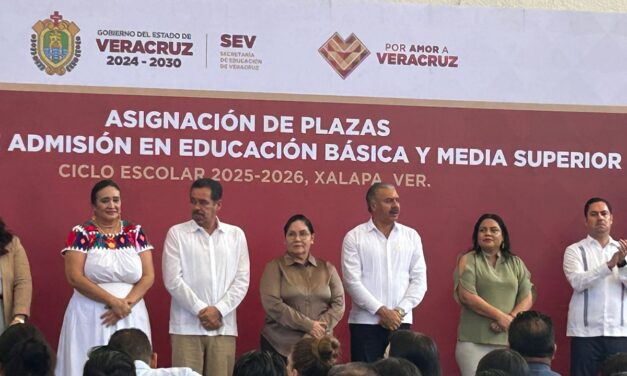 Entrega SEV más de 400 plazas federales y estatales, destaca Claudia Tello transparencia en asignación