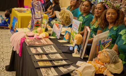 Más de 300 niños participan en jornada de lectura de la “Biblioteca Rodante” en Coatzacoalcos