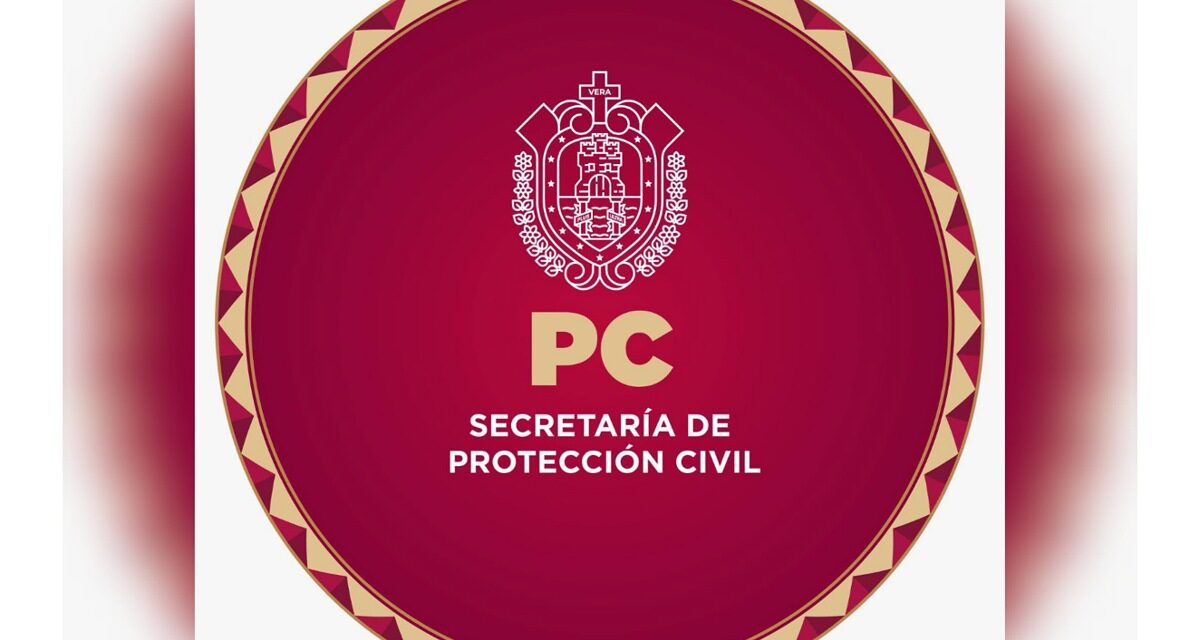 Gobierno del Estado atiende accidente vehicular en la autopista Isla–Acayucan