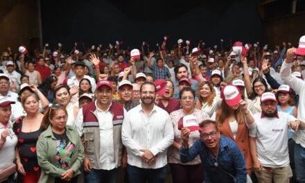 Pedro Miguel Rosaldo encabeza asamblea con estructuras de Morena para fortalecer la transformación en Coatzacoalcos
