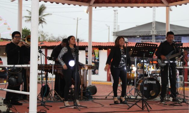 La Plaza del Mariachi llena de tradición y alegría la Expo Feria Coatza 2026