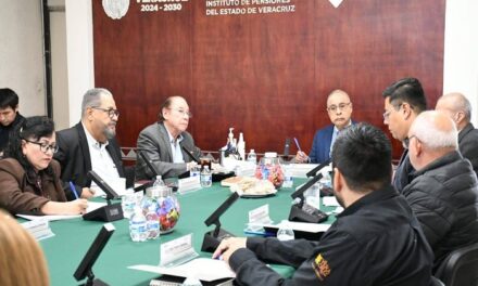 Astrolabio Político