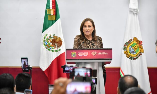 Gobierno de Veracruz moderniza parque vehicular sin generar deuda: Rocío Nahle