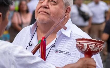 Astrolabio Político