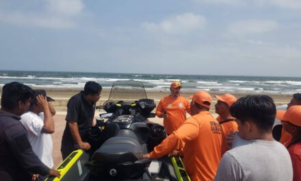Refuerzan capacitación de guardavidas y marinos en Coatzacoalcos
