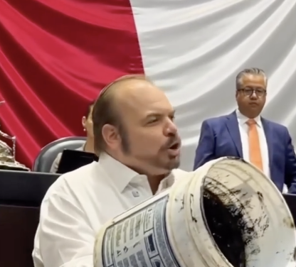 Entre diputados te veas