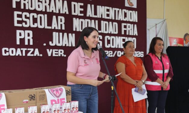 Sonia Marie encabeza entrega de apoyo alimentario en escuelas públicas de Coatzacoalcos