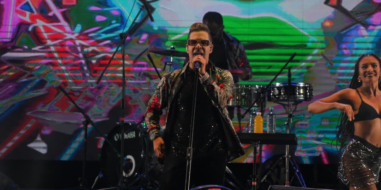 ¡Pura fiesta!: Cañaveral hace bailar y cantar a Coatzacoalcos en la Expo Feria 2026