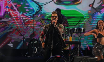 ¡Pura fiesta!: Cañaveral hace bailar y cantar a Coatzacoalcos en la Expo Feria 2026