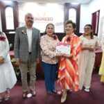 SEV reconoce a educadoras por su labor en la primera infancia