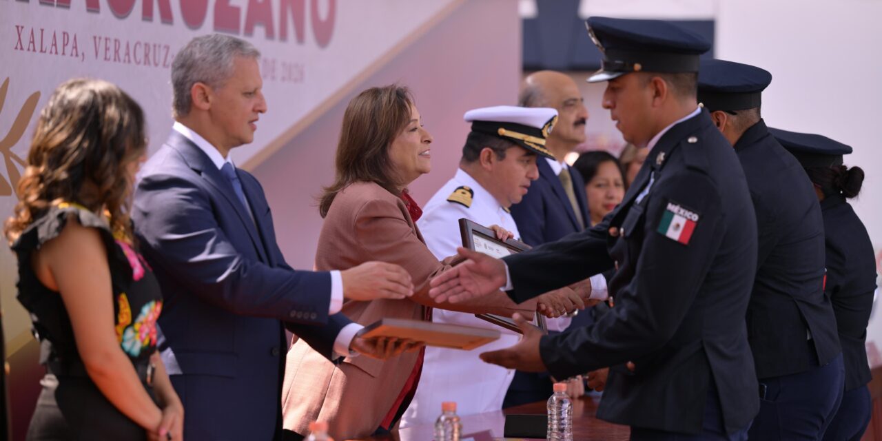Gobernadora reconoce valor y trabajo humanitario de la Policía Veracruzana en contingencias