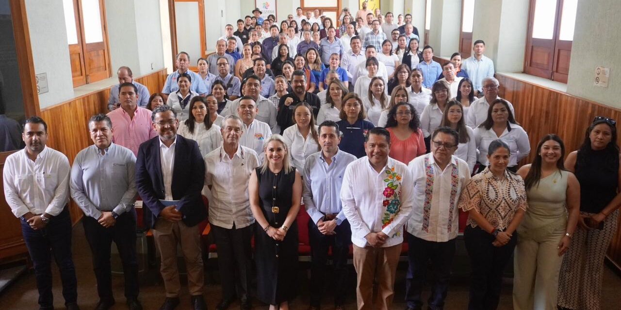 Más de 250 centros laborales obtienen Distintivo de Clima Laboral Favorable: STPSP