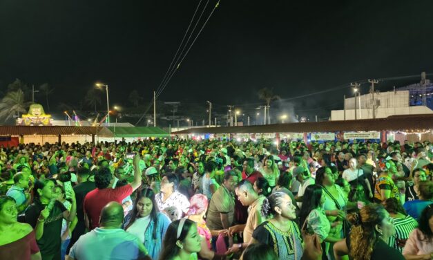 Lleno total con Súper Grupo Juárez en la Plaza de la Cultura de la Expo Feria Coatza 2026
