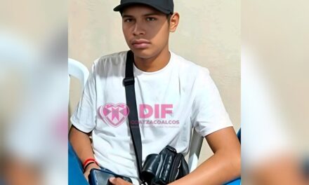 DIF Coatzacoalcos pide ayuda para localizar a Erik Javier, joven de 18 años desaparecido en Cosoleacaque