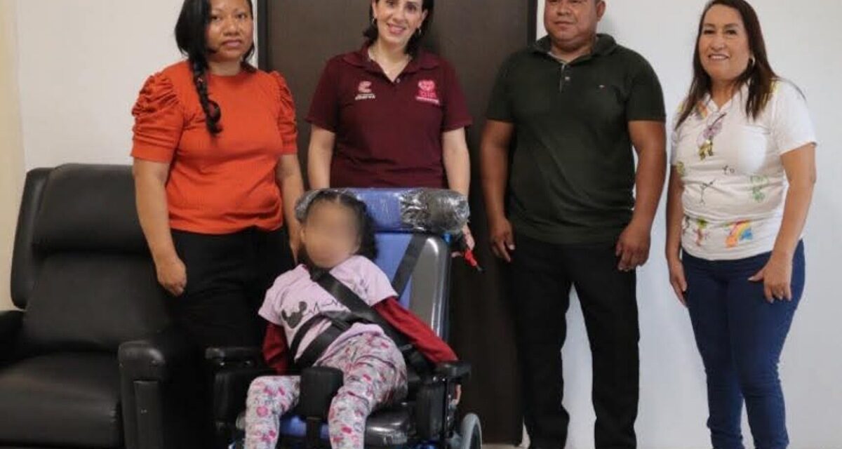 Sonia Marie da banderazo y entrega sillas de ruedas, andaderas y carriolas a domicilio