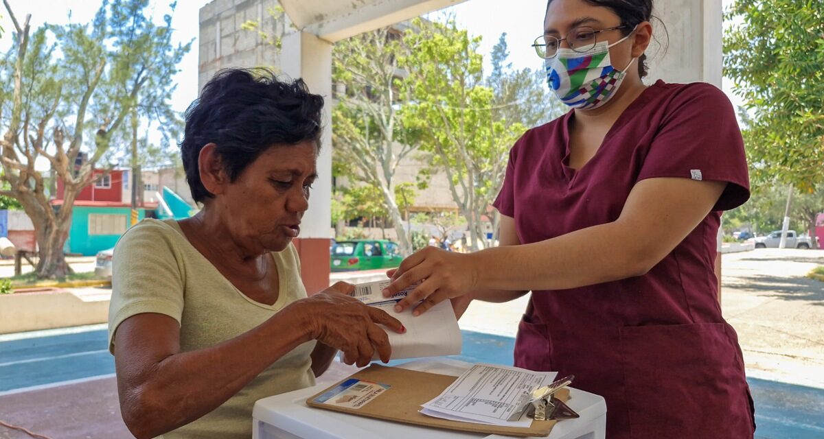 Brinda Unidad Médica Móvil de Pemex atención gratuita en Villa Allende, ejidos y congregaciones