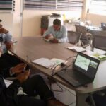 Capacita SICT Veracruz a autoridades de Soteapan para garantizar uso eficiente de recursos en camino artesanal