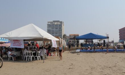 DIF Coatzacoalcos instala módulos para atención y resguardo de niñas y niños extraviados en playas y Expoferia