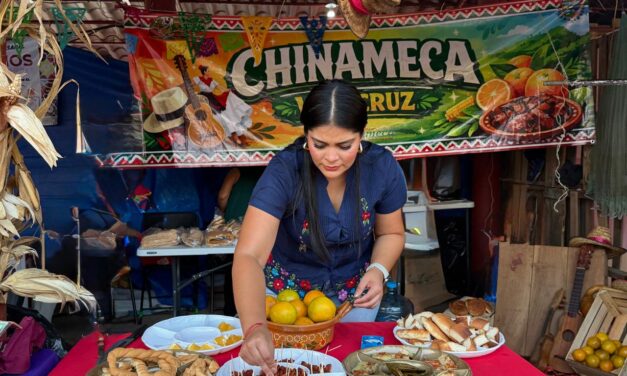 Sabores y tradición reciben a visitantes en el Pabellón Cultural de la Expo Feria Coatza 2026