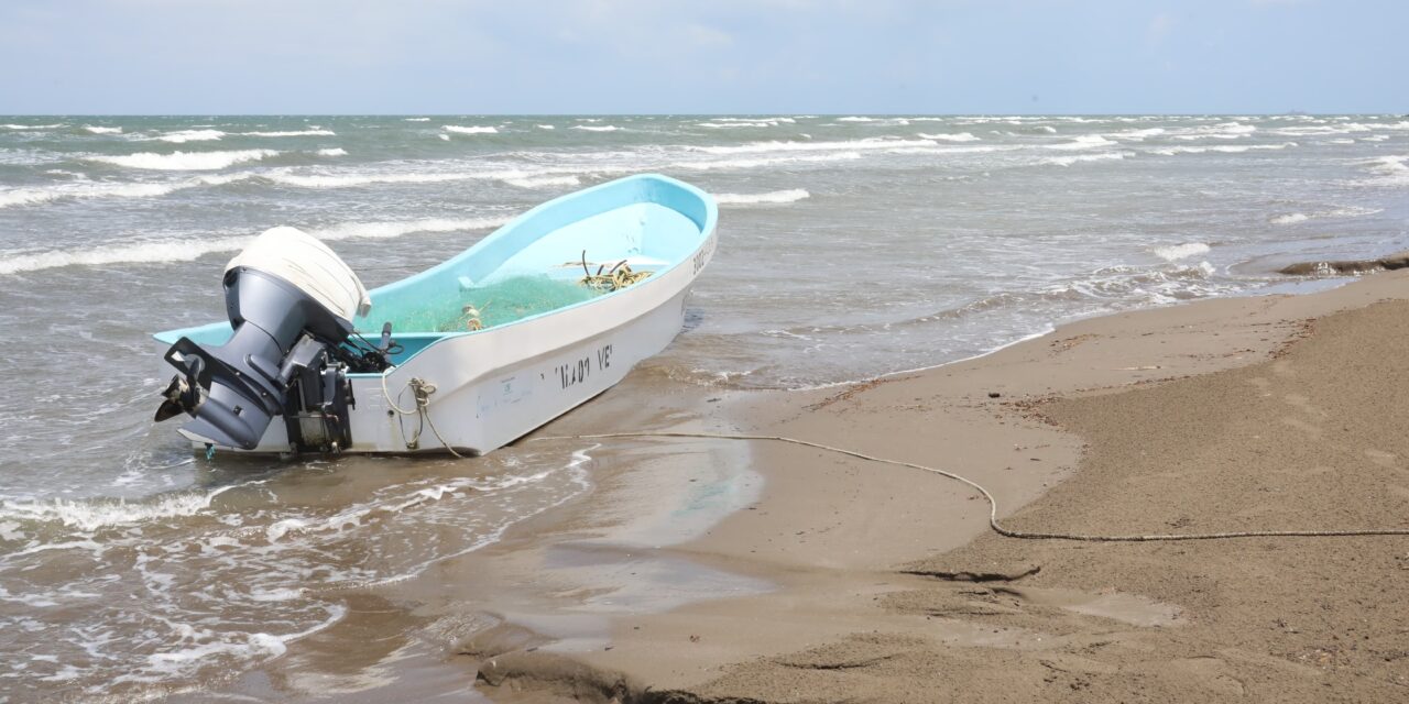 Politizan presencia de hidrocarburos en las playas de Veracruz señalan pescadores