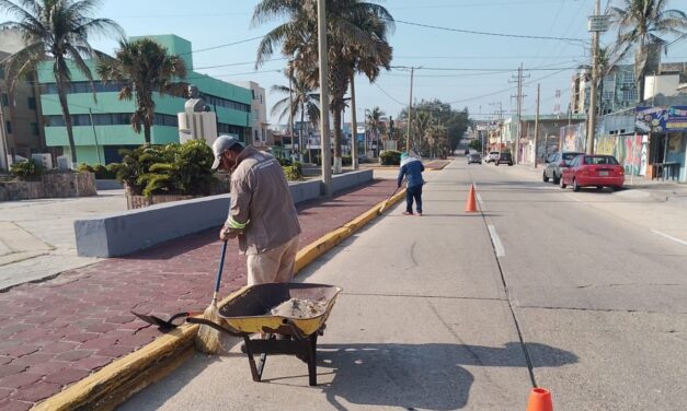 Intensifican operativos de limpieza y supervisión en Coatzacoalcos para erradicar tiraderos clandestinos