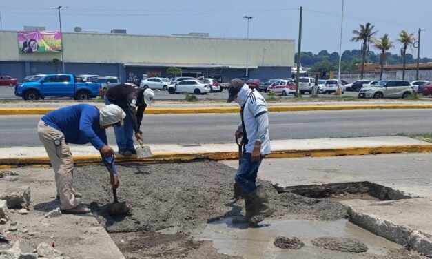 Avanza programa de pavimentación con concreto hidráulico en avenidas y fraccionamientos de Coatzacoalcos