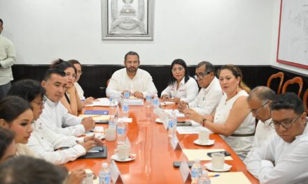 Rinden protesta agentes y subagentes municipales en Coatzacoalcos para el periodo 2026-2030