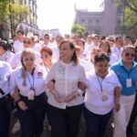 Rocío Nahle encabezó desfile de más de 68 mil trabajadores