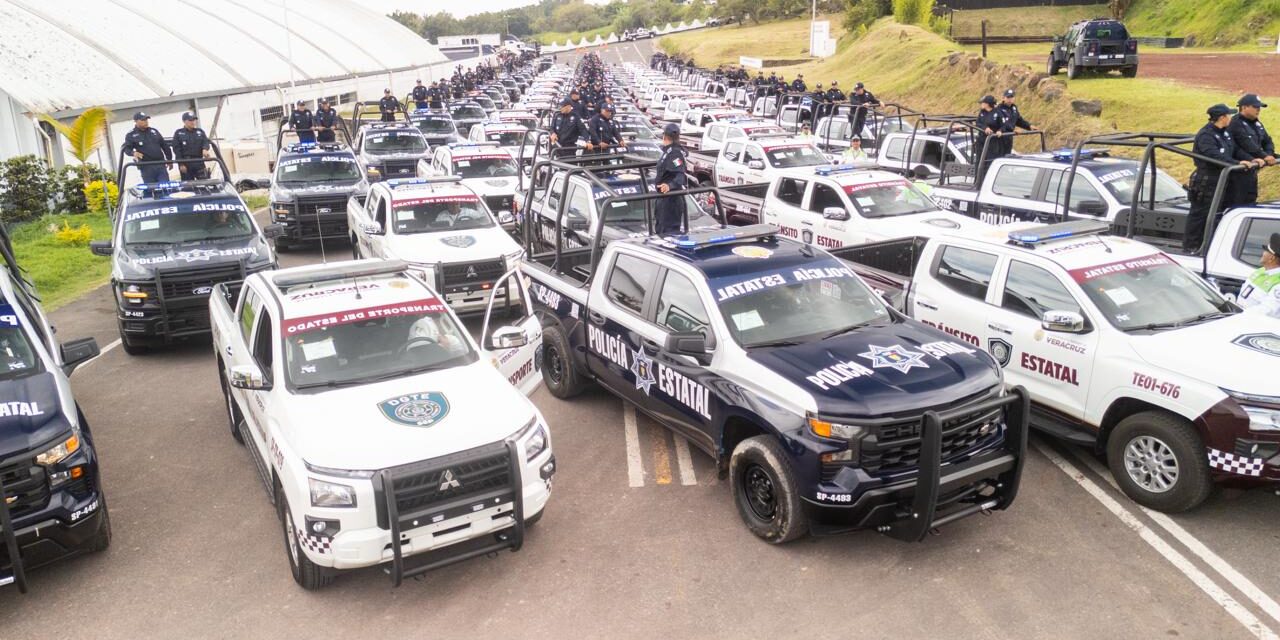 Veracruz invierte en nuevas unidades y depura parque vehicular para reducir gasto público: Gobernadora