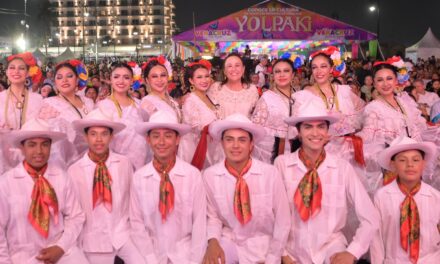 Rocío Nahle celebra otra noche de alegría, ritmo y danzas en Yolpaki 2026