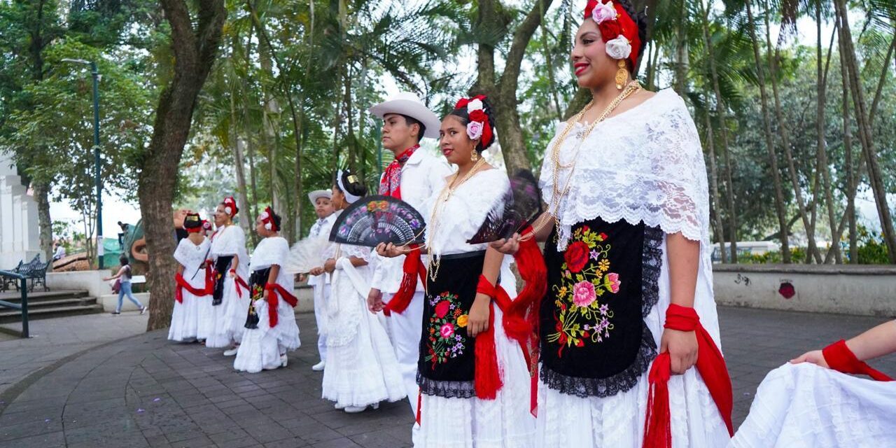 Tradición y arte llenan recintos culturales de Xalapa con actividades gratuitas