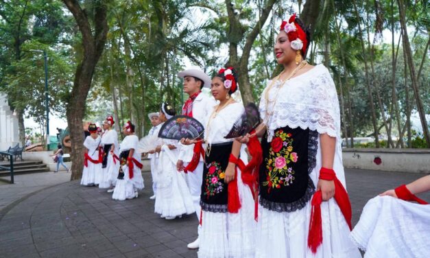 Tradición y arte llenan recintos culturales de Xalapa con actividades gratuitas