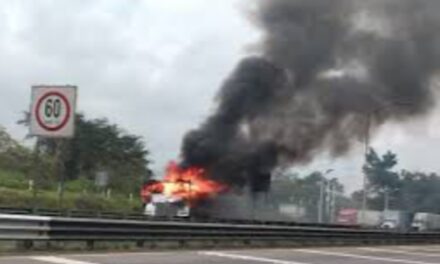 SSP atiende quema de unidades en carretera de la huasteca, señala gobernadora; Fiscalía investiga
