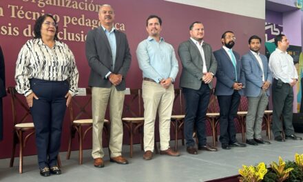Educación en Veracruz es un derecho y no se politiza, no tiene siglas, ni religión: Claudia Tello