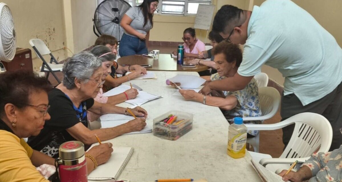 Con gimnasia cerebral, DIF Coatzacoalcos promueve el bienestar de las personas adultas mayores